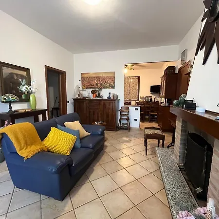 Colli Bolognesi, Relax E Calore Famigliare * Castello di Serravalle